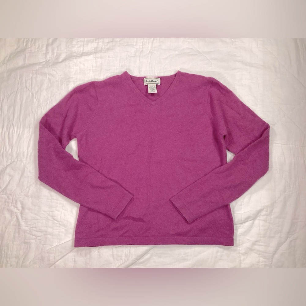 Vtg Womens LL Bean 100% Cashmere V-Neck Sweater Small